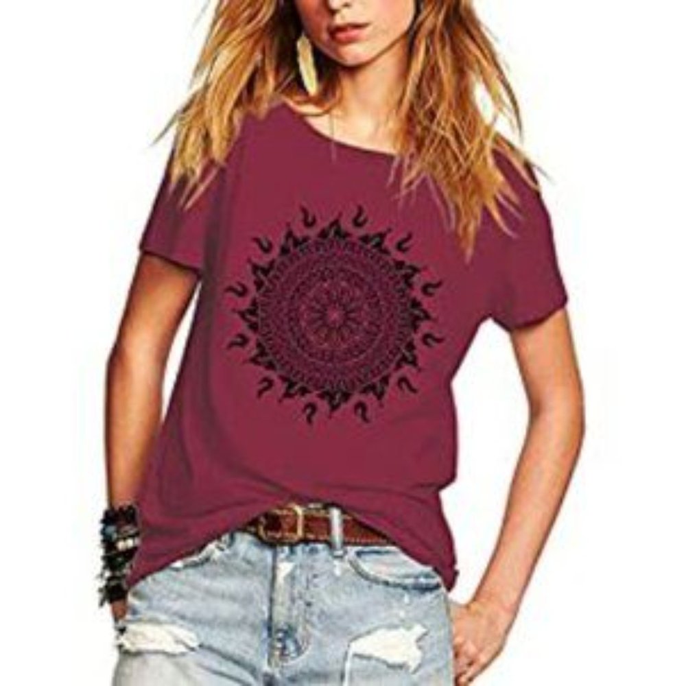 Romastory Graphic Tee